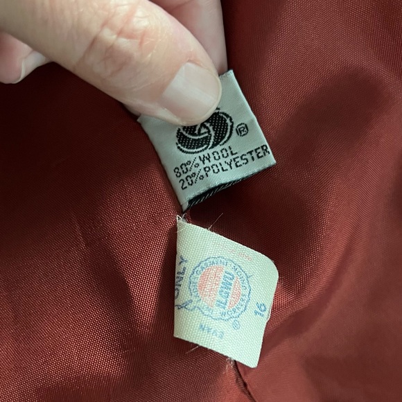 💸 SOLD • Vintage Evan Picone Burgundy Red Plaid Blazer Size Medium 8/10 - Picture 4 of 7